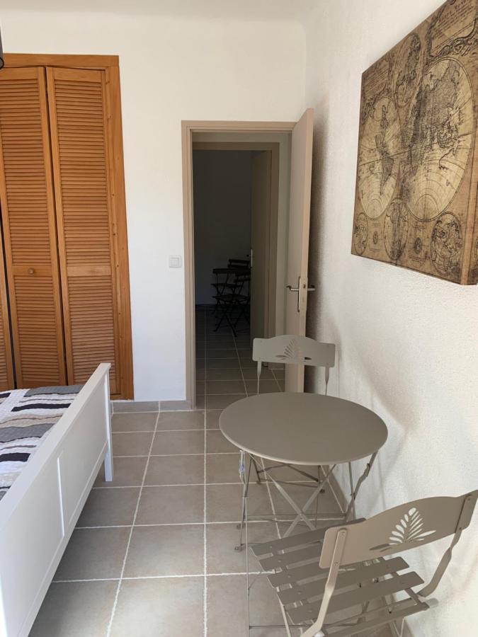 Les Oliviers Villa Vaugines Екстериор снимка