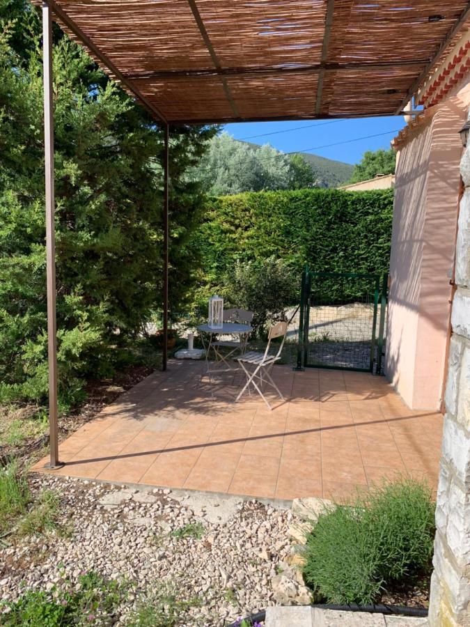 Les Oliviers Villa Vaugines Екстериор снимка