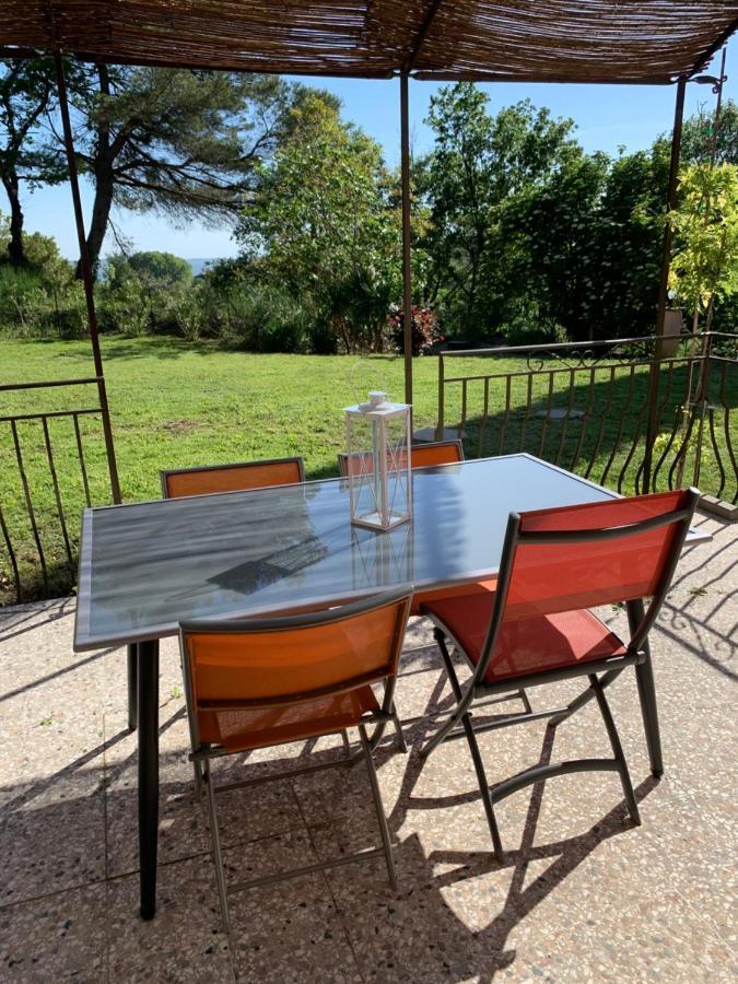 Les Oliviers Villa Vaugines Екстериор снимка