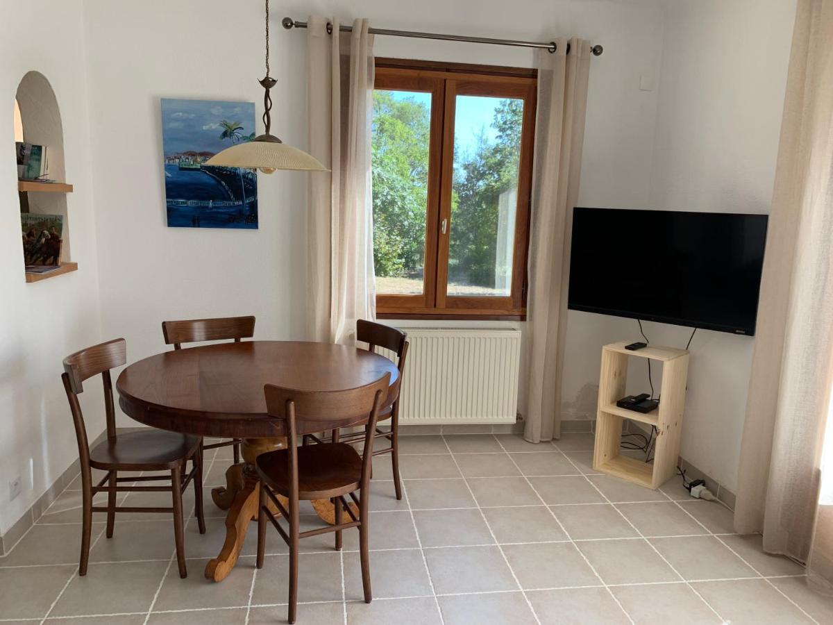Les Oliviers Villa Vaugines Екстериор снимка